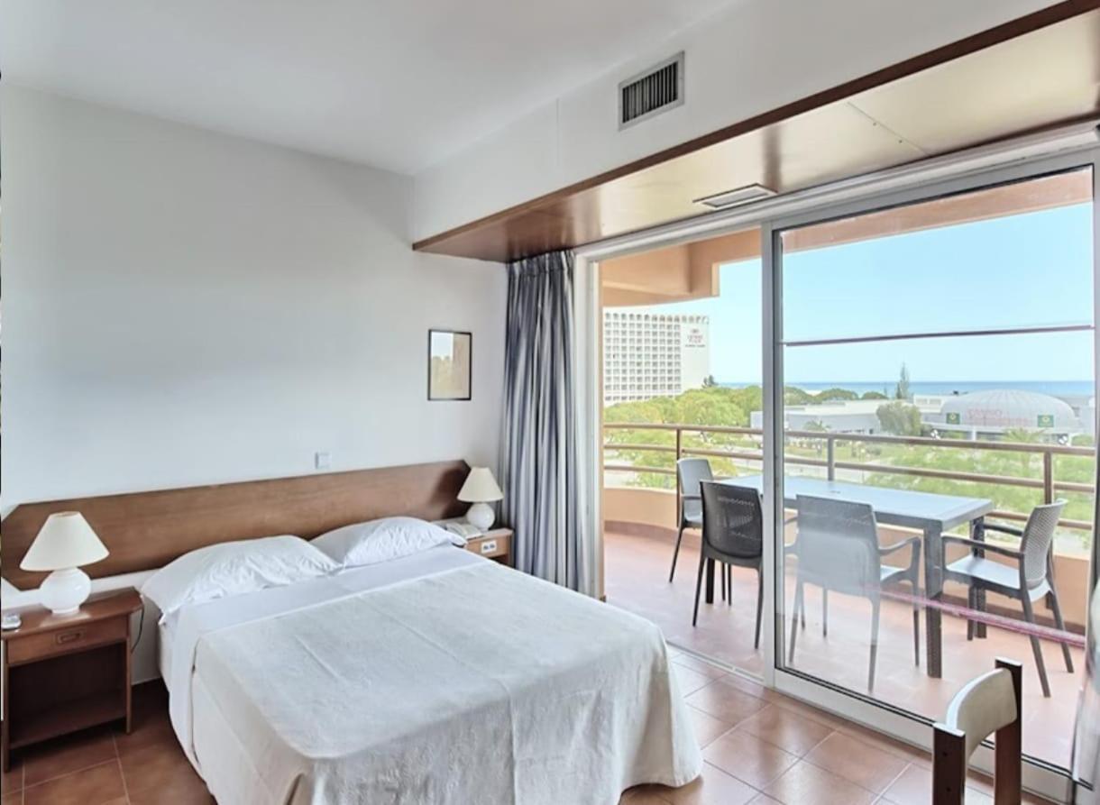 Hotel Dom Pedro Portobelo Quarteira Εξωτερικό φωτογραφία