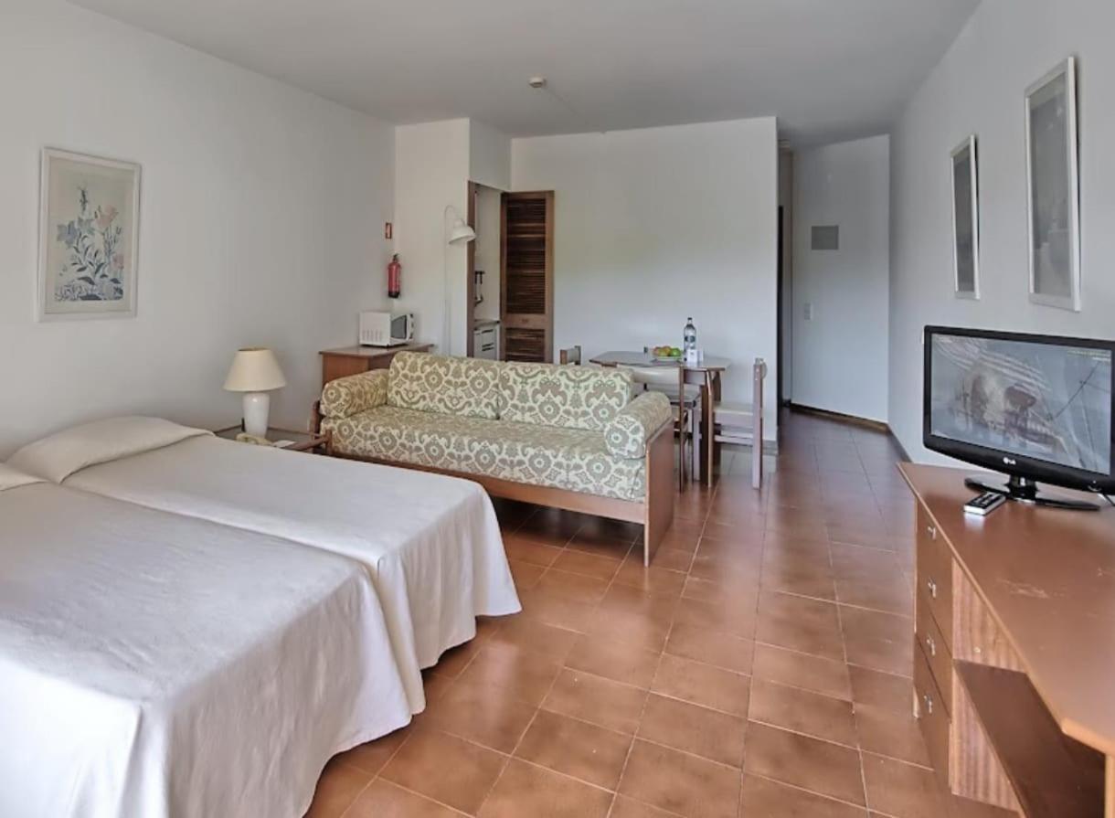 Hotel Dom Pedro Portobelo Quarteira Εξωτερικό φωτογραφία